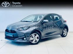 Gris / plata Usado 2024 Toyota Yaris Hybrid Active Berlina | 22.900 € (Precio justo)