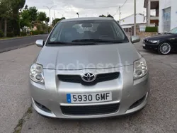 Gris / plata Usado 2009 Toyota Auris Active Berlina | 3849 € (Precio justo)