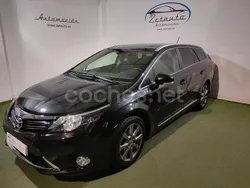Negro Usado 2013 Toyota Avensis Advance Familiar | 14.990 €