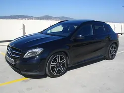 Negro Usado 2017 Mercedes GLA250 SUV | 23.900 € (Super precio)