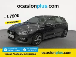Gris Usado 2022 Hyundai i30 Berlina | 19.590 € (Precio justo)