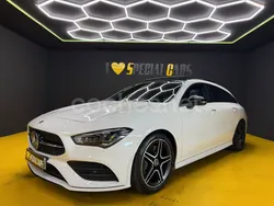 Blanco Usado 2021 Mercedes CLA200 Shooting Brake Familiar | 27.500 € (Un poco caro)