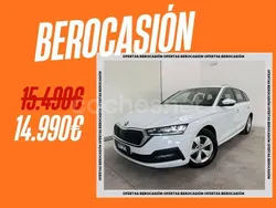 Blanco Usado 2021 Skoda Octavia Ambition Familiar | 14.990 € (Precio justo)