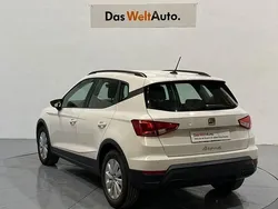 Blanco Usado 2023 Seat Arona Reference SUV | 15.500 € (Precio justo)
