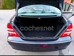 Azul Usado 2005 Mercedes C180 Elegance Berlina | 6990 € (Caro)