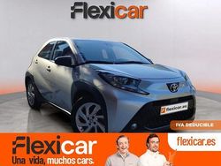 Gris Usado 2024 Toyota Aygo Play Utilitario | 15.790 € (Un poco caro)