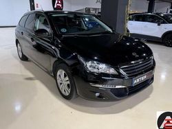Usado 2017 Peugeot 308 Allure Familiar | 7990 € (Buen precio)
