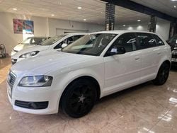 Blanco Usado 2009 Audi A3 Sportback Ambition Utilitario | 7500 € (Precio justo)