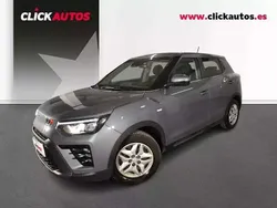 Gris Usado 2024 Ssangyong Tivoli SUV | 16.950 €