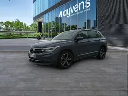 Gris / plata Usado 2021 VW Tiguan Life SUV | 26.700 € (Buen precio)