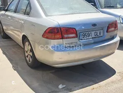 Gris / plata Usado 2009 Kia Magentis Active Berlina | 950 €