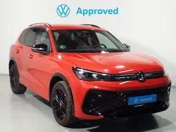 Rojo Usado 2024 VW Tiguan R-line SUV | 45.500 €