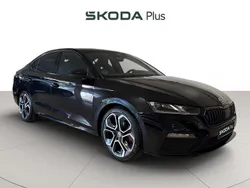 Negro Usado 2023 Skoda Octavia RS Berlina | 28.900 € (Precio justo)