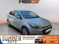 Blanco Usado 2016 Hyundai i20 Berlina | 10.390 € (Un poco caro)