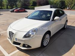 Blanco Usado 2014 Alfa Romeo Giulietta Distinctive Utilitario | 9500 € (Precio justo)