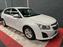 Blanco Usado 2013 Chevrolet Cruze LT Berlina | 6490 € (Precio justo)