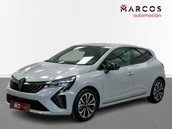 Gris Usado 2025 Renault Clio V Techno Berlina | 19.800 € (Un poco caro)