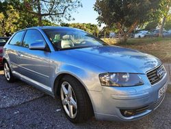 Azul Usado 2004 Audi A3 Ambition Berlina | 6500 € (Super precio)