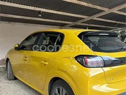Amarillo Usado 2021 Peugeot 208 Style Utilitario | 12.000 € (Un poco caro)