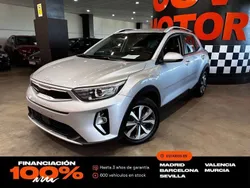Gris Usado 2022 Kia Stonic Plus SUV | 15.850 € (Precio justo)