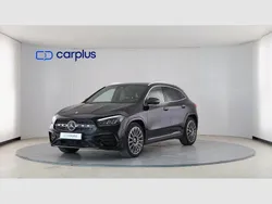 Negro noche (sólido) Usado 2024 Mercedes GLA200 SUV | 41.490 € (Precio justo)