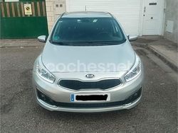 Gris / plata Usado 2016 Kia Ceed GT Berlina | 9500 € (Buen precio)
