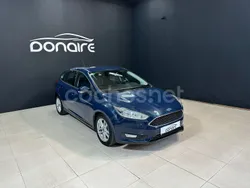 Azul Usado 2015 Ford Focus Berlina | 9990 € (Precio justo)