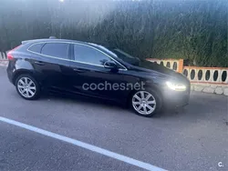 Negro Usado 2017 Volvo V40 R-Design Momentum Familiar | 16.000 € (Precio justo)