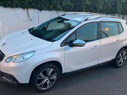 Blanco Usado 2015 Peugeot 2008 Allure SUV | 7999 € (Precio justo)
