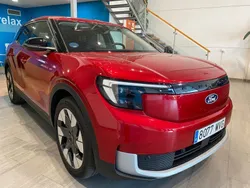 Rojo Usado 2024 Ford Explorer Premium SUV | 40.900 €