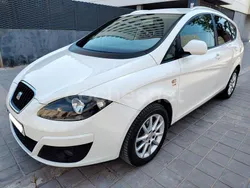 Blanco Usado 2010 Seat Altea XL Reference Monovolumen | 5799 € (Precio justo)