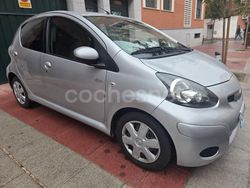 Gris / plata Usado 2009 Toyota Aygo Utilitario | 5990 € (Precio justo)