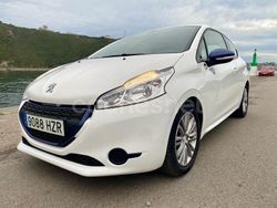 Blanco Usado 2014 Peugeot 208 Active Utilitario | 6800 € (Un poco caro)