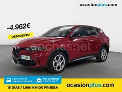 Rojo Usado 2022 Alfa Romeo Tonale Sprint SUV | 24.890 € (Precio justo)