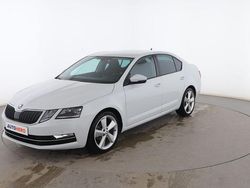 Blanco Usado 2017 Skoda Octavia Style Berlina | 14.099 € (Un poco caro)