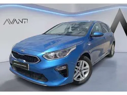 Azul Usado 2019 Kia Ceed Berlina | 14.490 € (Precio justo)