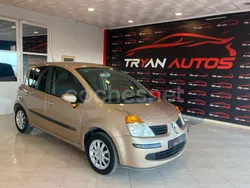 Beige Usado 2006 Renault Modus Monovolumen | 4799 € (Buen precio)