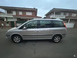 Gris / plata Usado 2005 Fiat Ulysse Emotion Monovolumen | 4990 €