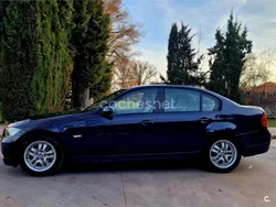 Azul Usado 2007 BMW 318 Berlina | 4900 € (Buen precio)