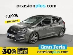 Gris / plata Usado 2018 Ford Fiesta ST-Line Utilitario | 11.990 € (Precio justo)