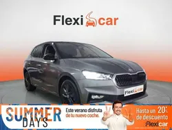 Gris Usado 2022 Skoda Fabia Style Utilitario | 15.190 € (Precio justo)