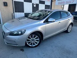 Gris Usado 2013 Volvo V40 Kinetic Familiar | 7949 € (Precio justo)
