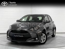 Gris / plata Usado 2022 Toyota Yaris Berlina | 16.400 € (Precio justo)