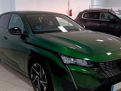 Kjr vert olivine Usado 2022 Peugeot 308 Allure Berlina | 17.520 € (Un poco caro)