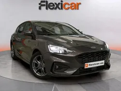 Gris Usado 2020 Ford Focus ST-Line Berlina | 16.190 € (Buen precio)