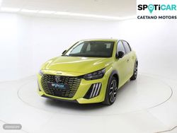 Dorado Usado 2024 Peugeot e-208 GT Utilitario | 33.990 € (Precio justo)