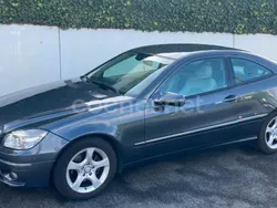 Gris / plata Usado 2009 Mercedes CLC220 Utilitario | 8490 € (Precio justo)