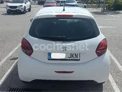 Blanco Usado 2016 Peugeot 208 Business-Line Utilitario | 7400 € (Precio justo)