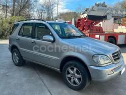 Gris / plata Usado 2001 Mercedes ML400 SUV | 3872 € (Precio justo)