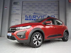 Granate Usado 2022 Dacia Sandero Essentiel Utilitario | 14.950 € (Precio justo)